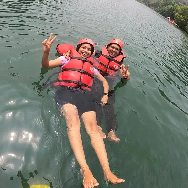 swimming in kali river with life jacket