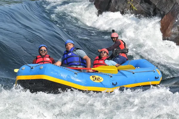 rafting dandeli